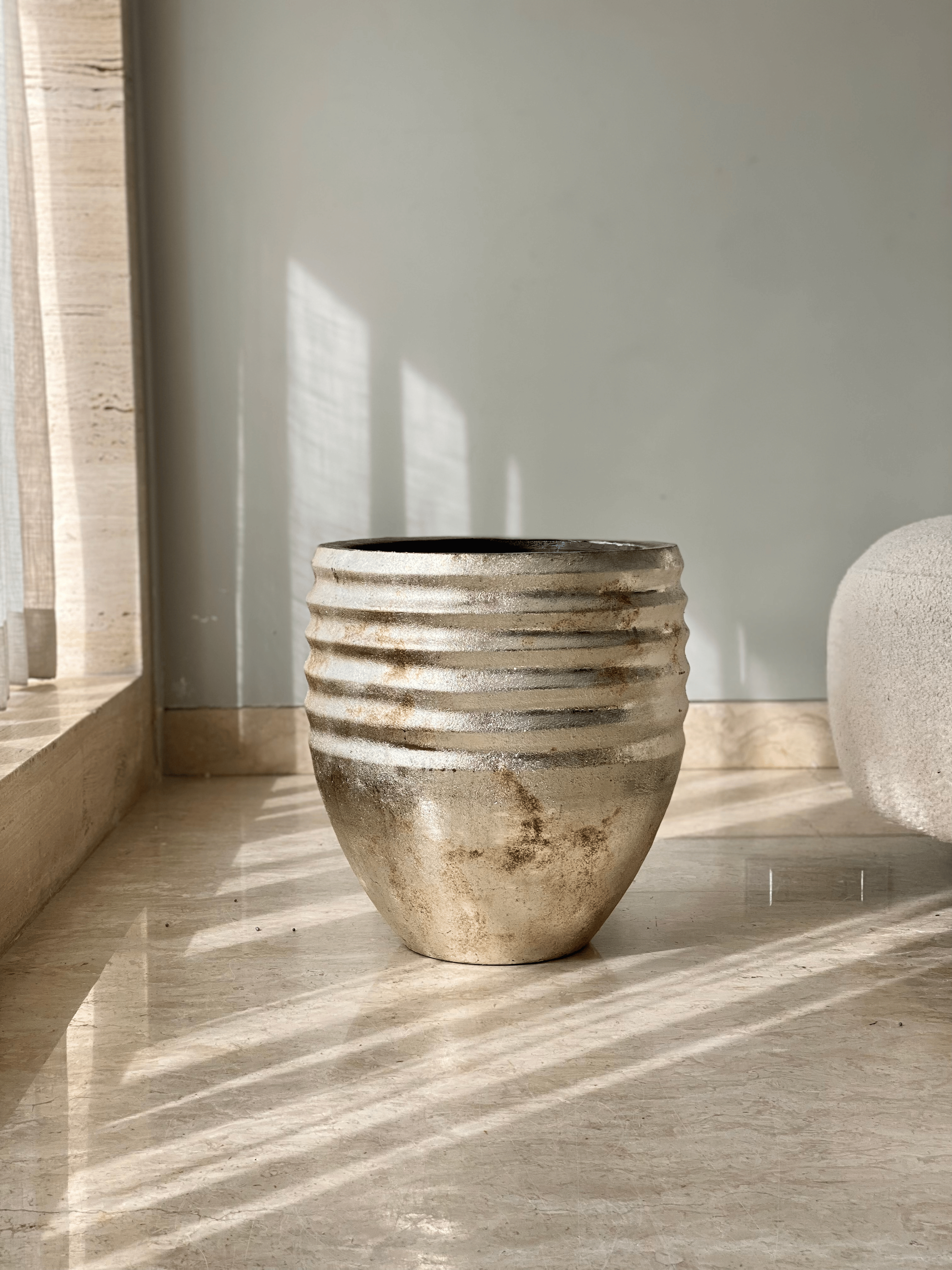 Eden Allura Planter: Large