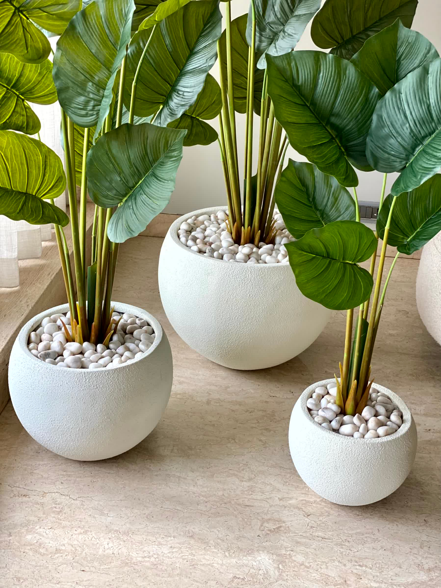 Lithos Planters - Chalk White