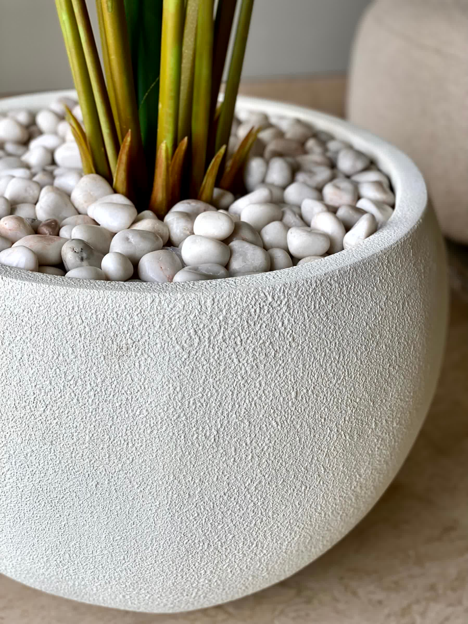 Lithos Planters - Chalk White