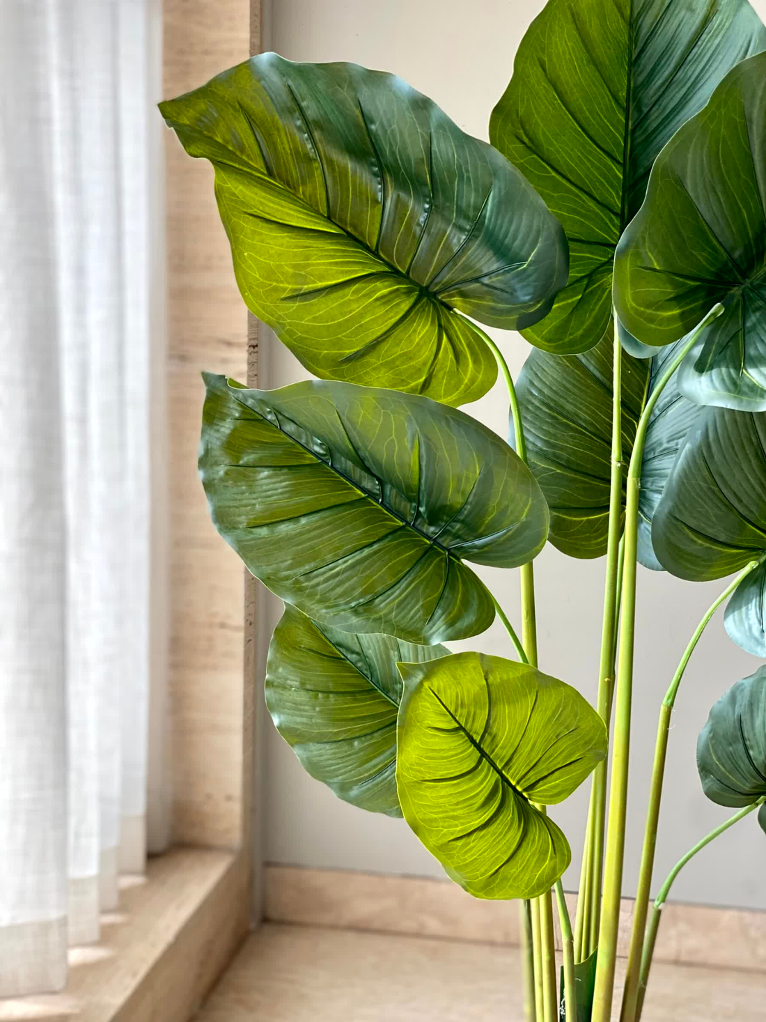 Artificial Evergreen Pothos Plant - 4.5 Feet