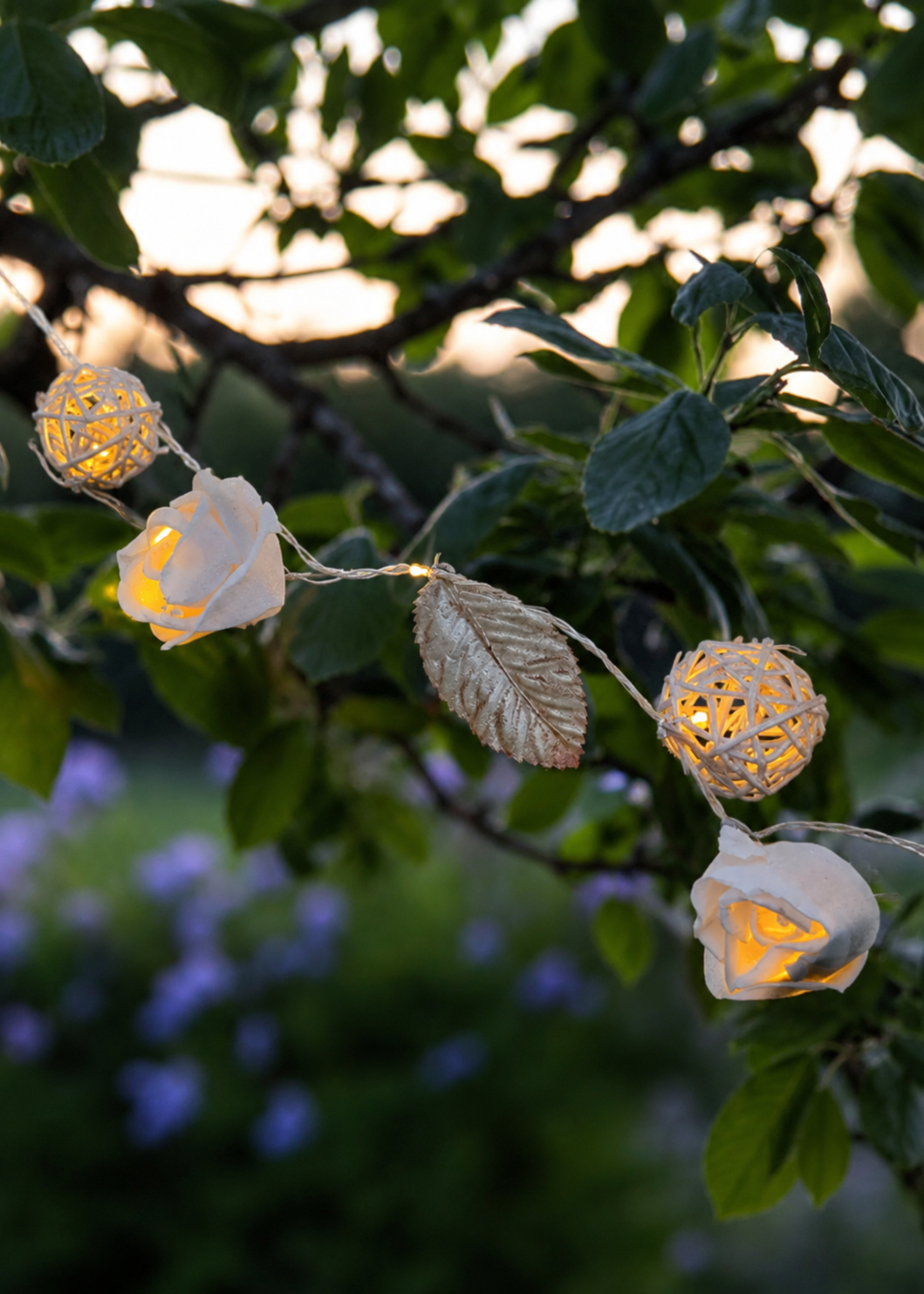Blossom Garland - Beige