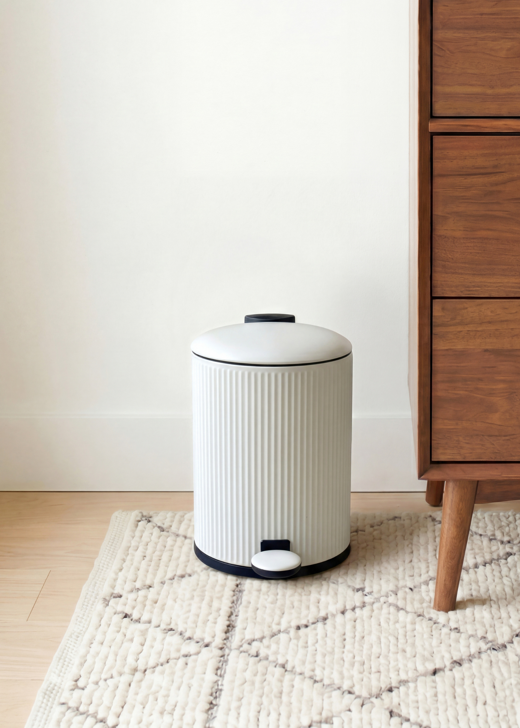 Trove Beige Matt Dustbin - 3L