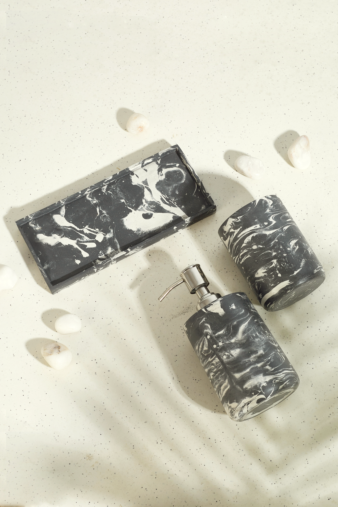 Nordic Black Swirl Bath Set