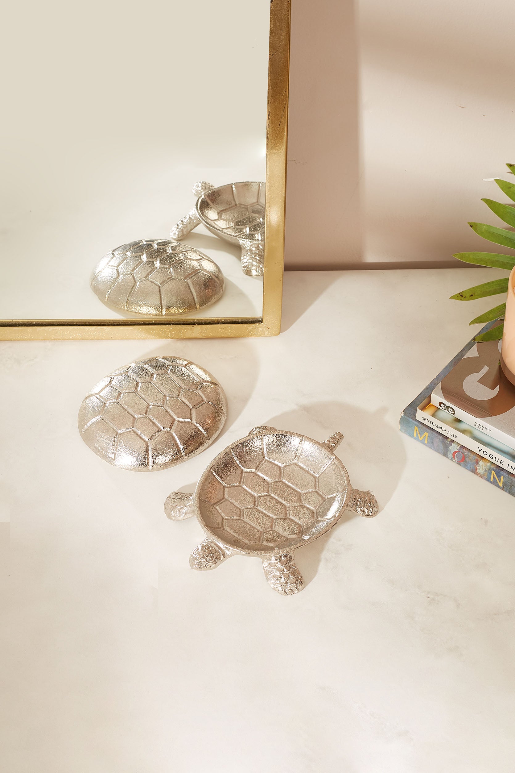 Luxe Turtle Box Trinket Box- Silver