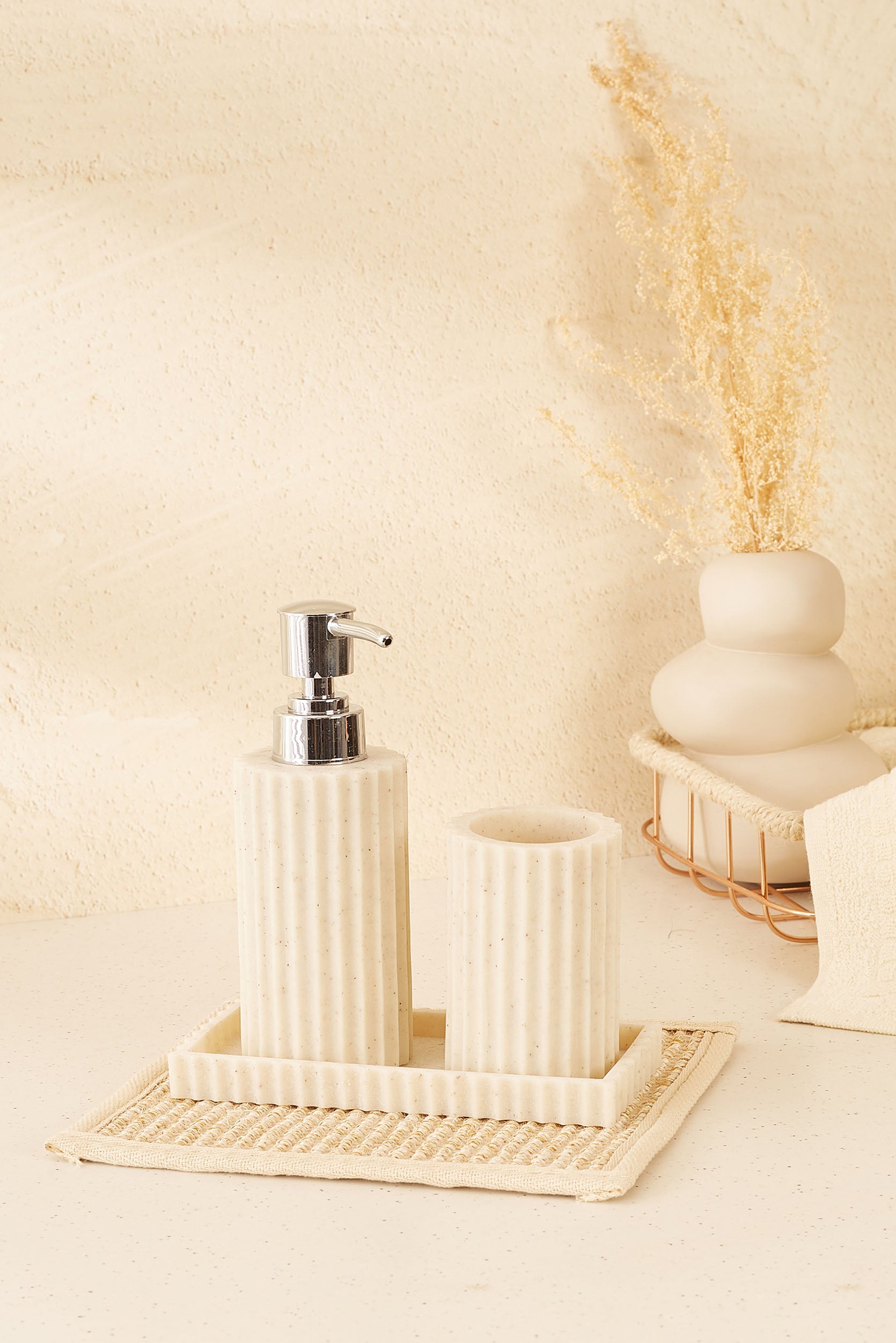 Fluted Composite Marble Bathroom - Set Of 3