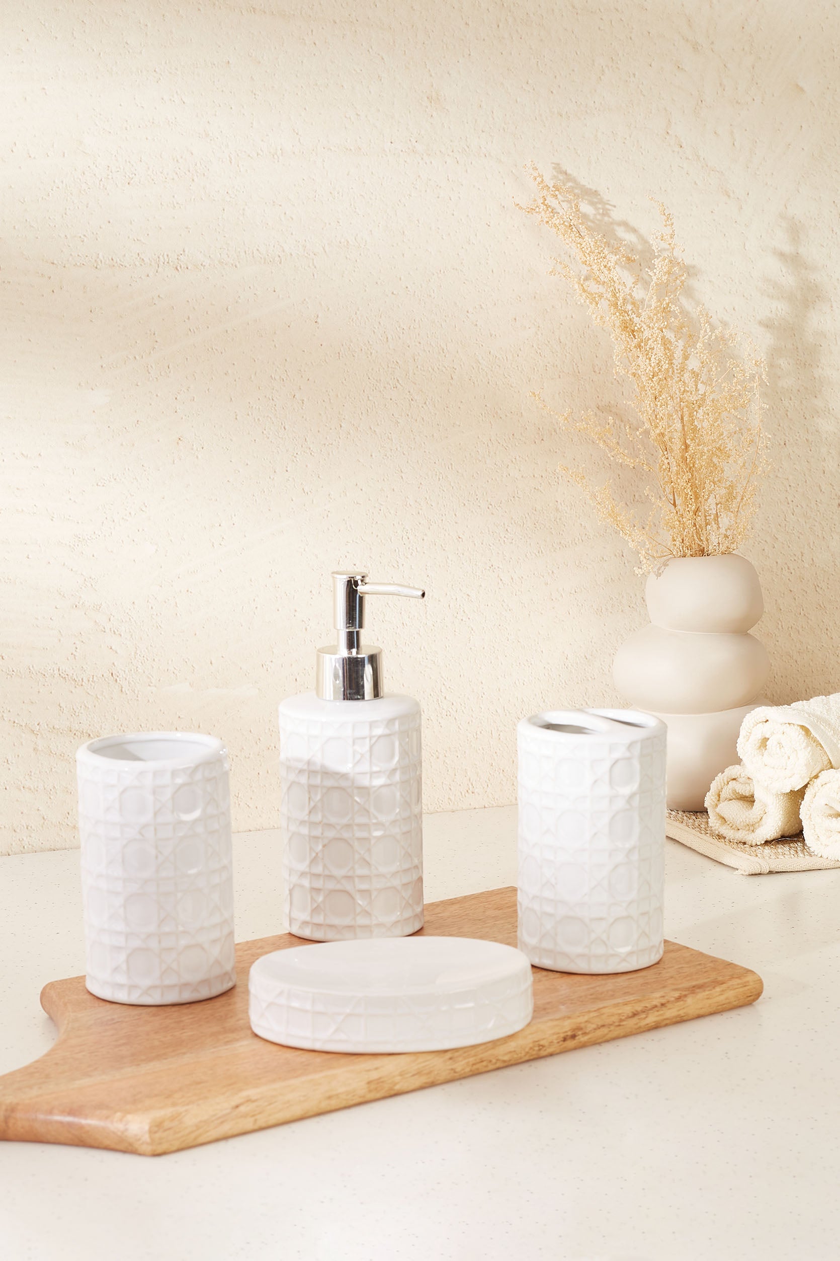 Weave Bathroom Set - White