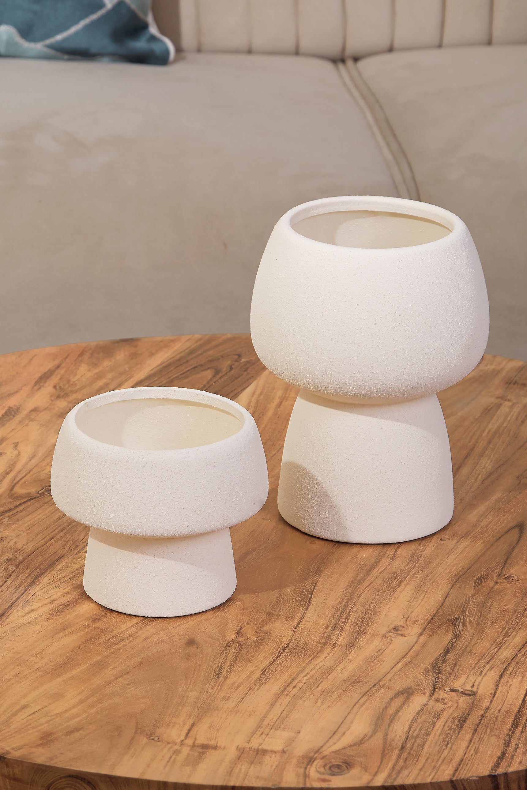 Mulu Textured Ivory Vase - Large