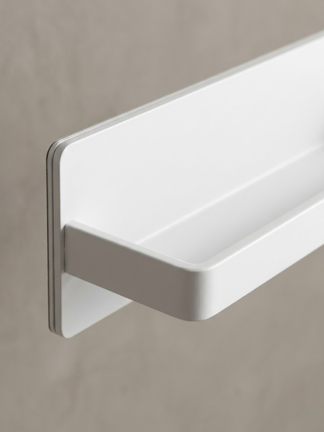 Single Magnetic Tissue Holder White