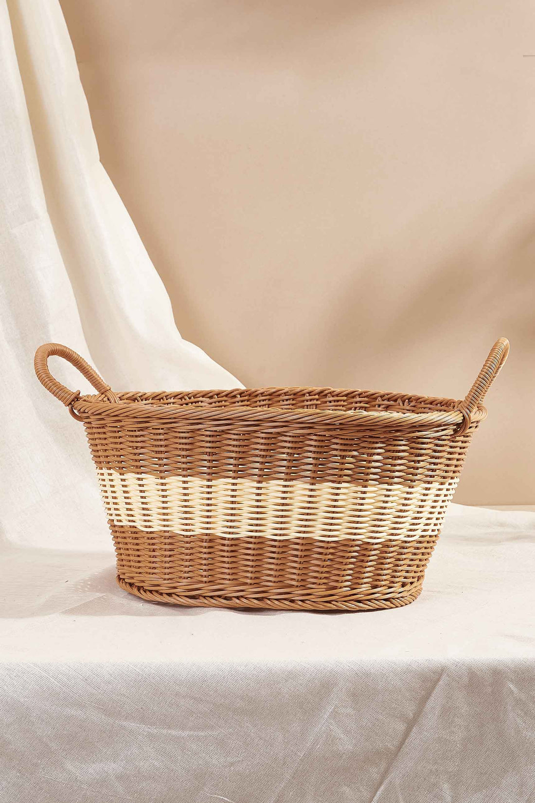 Plastic Rattan Brown & White Picnic Basket - Small