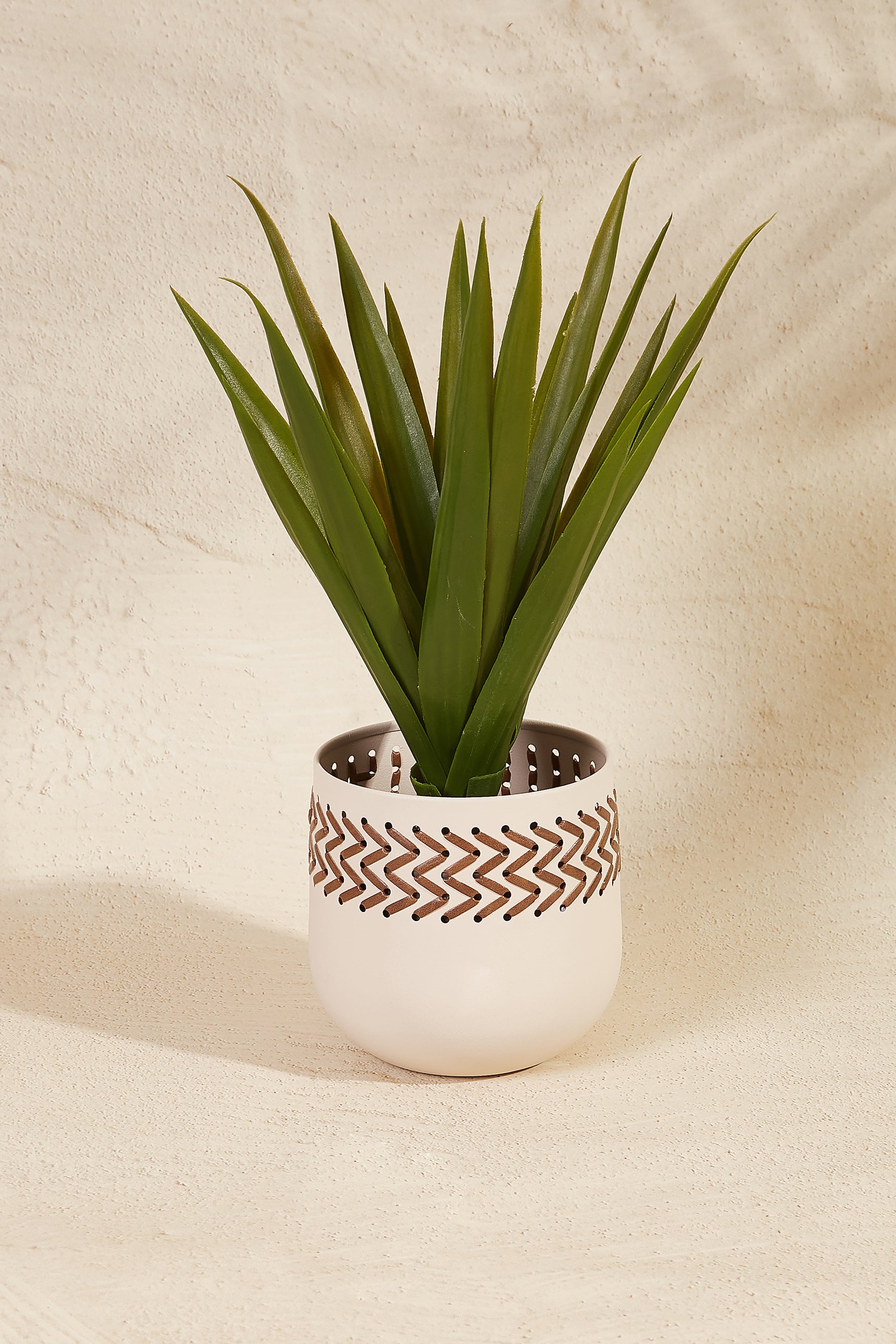 Sahara Ivory Planter - Small