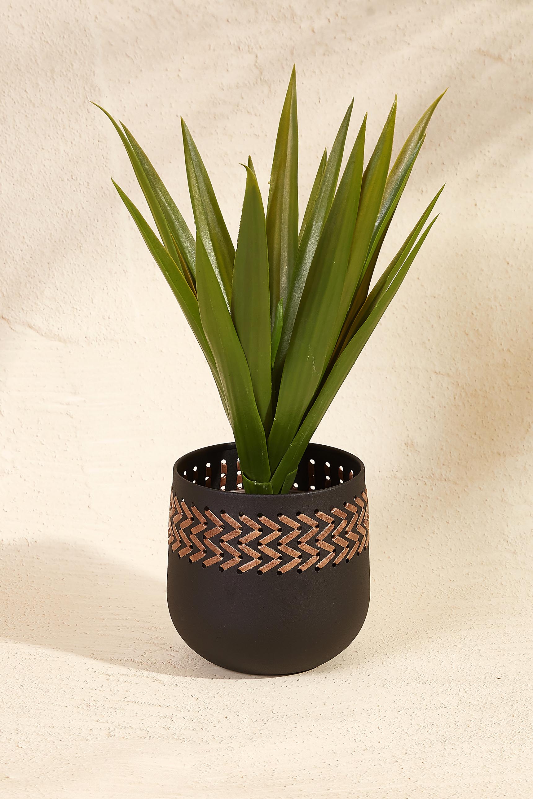 Sahara Charcoal Planter- Small