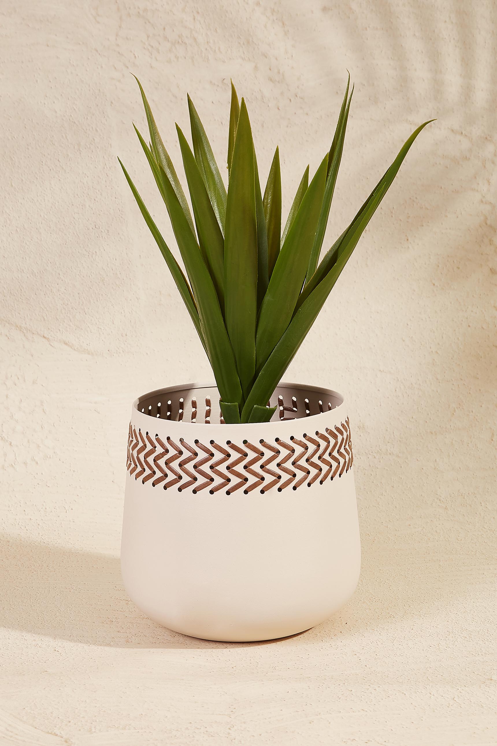 Sahara Ivory Planter- Large