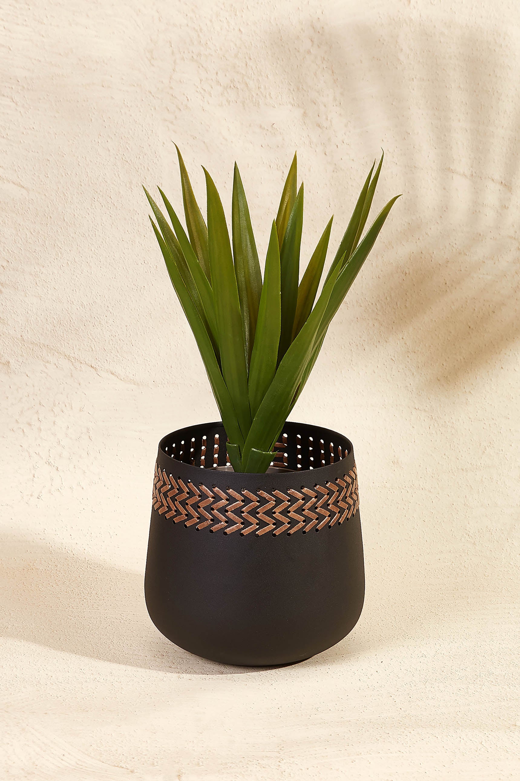 Sahara Charcoal Planter- Large