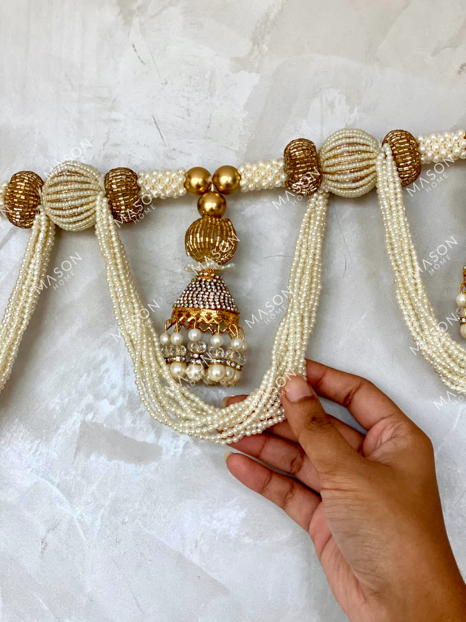 White & Gold Festive Mala Toran