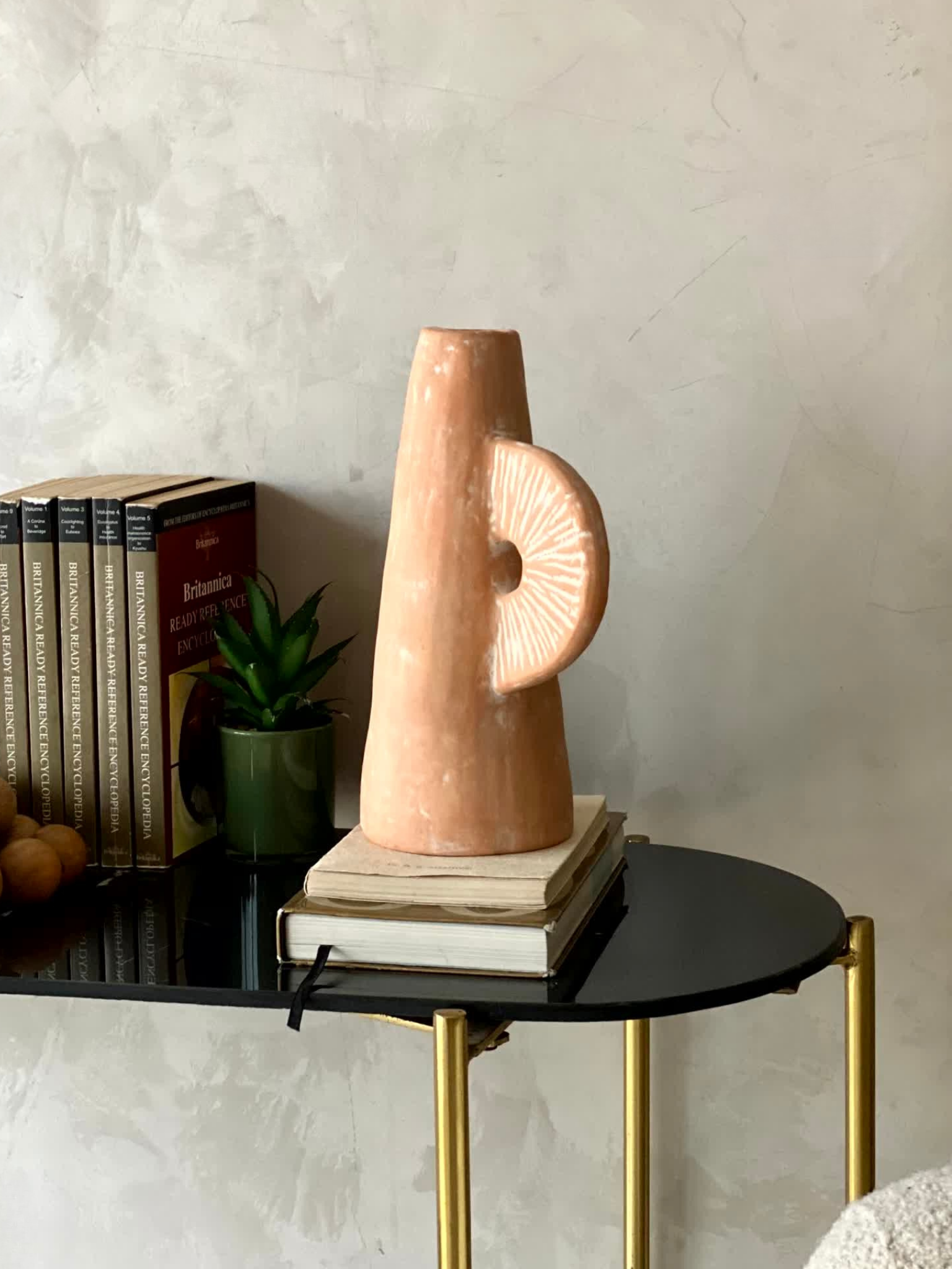 Terracotta Scallop Vase - Small