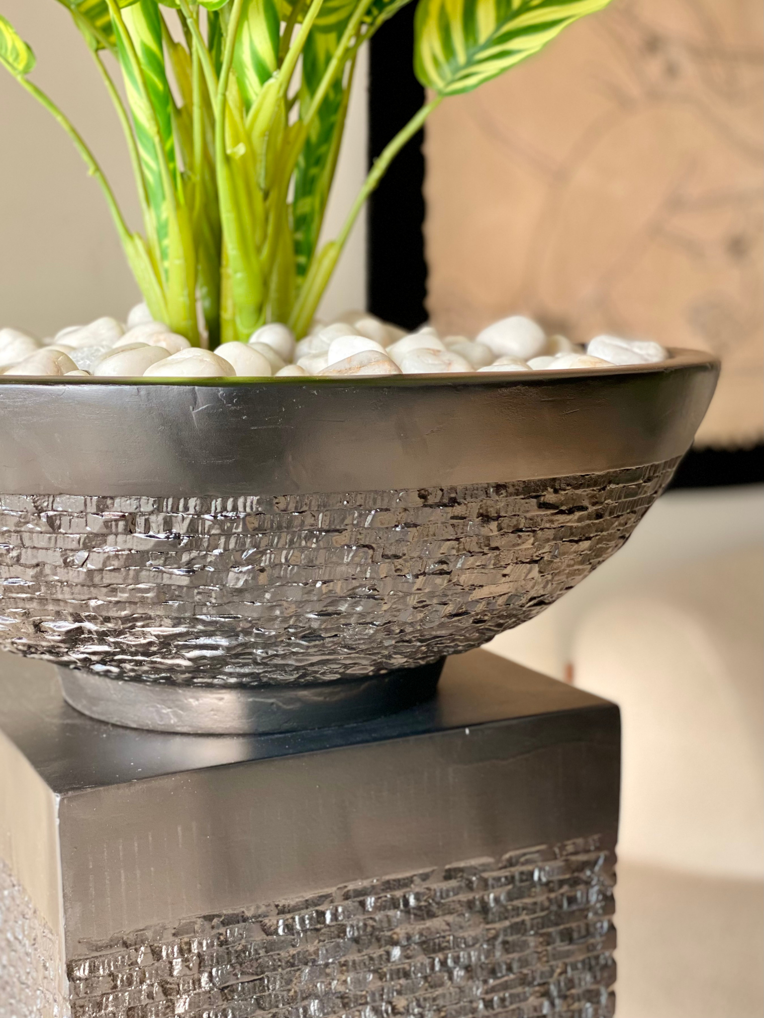 Masami Shaft Planter - Black