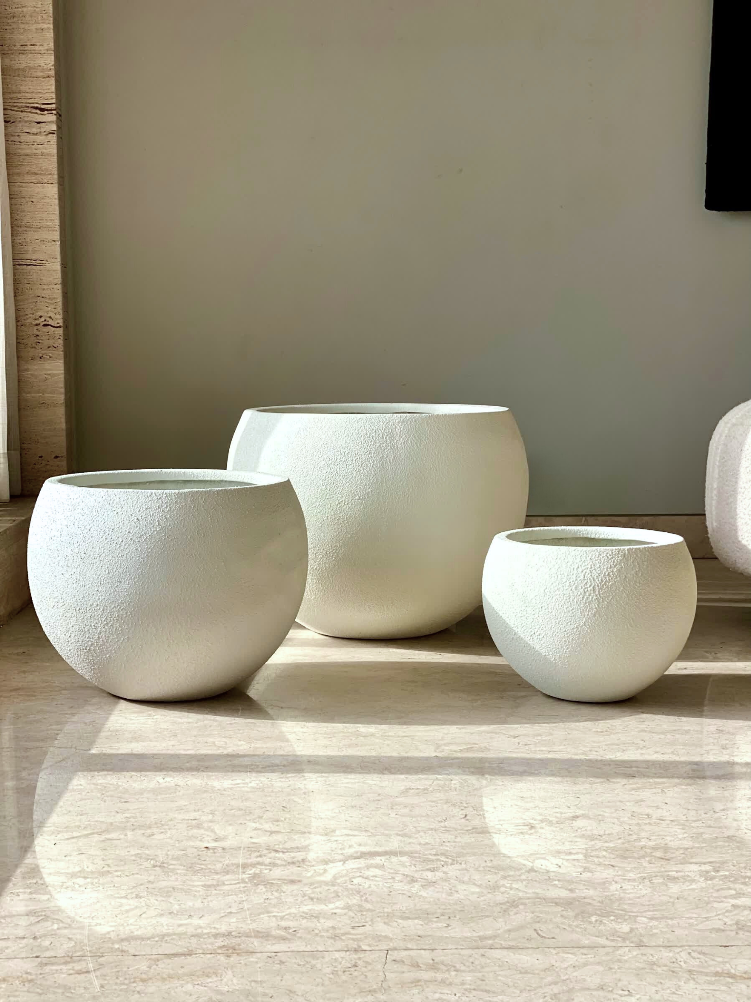 Lithos Planters - Chalk White