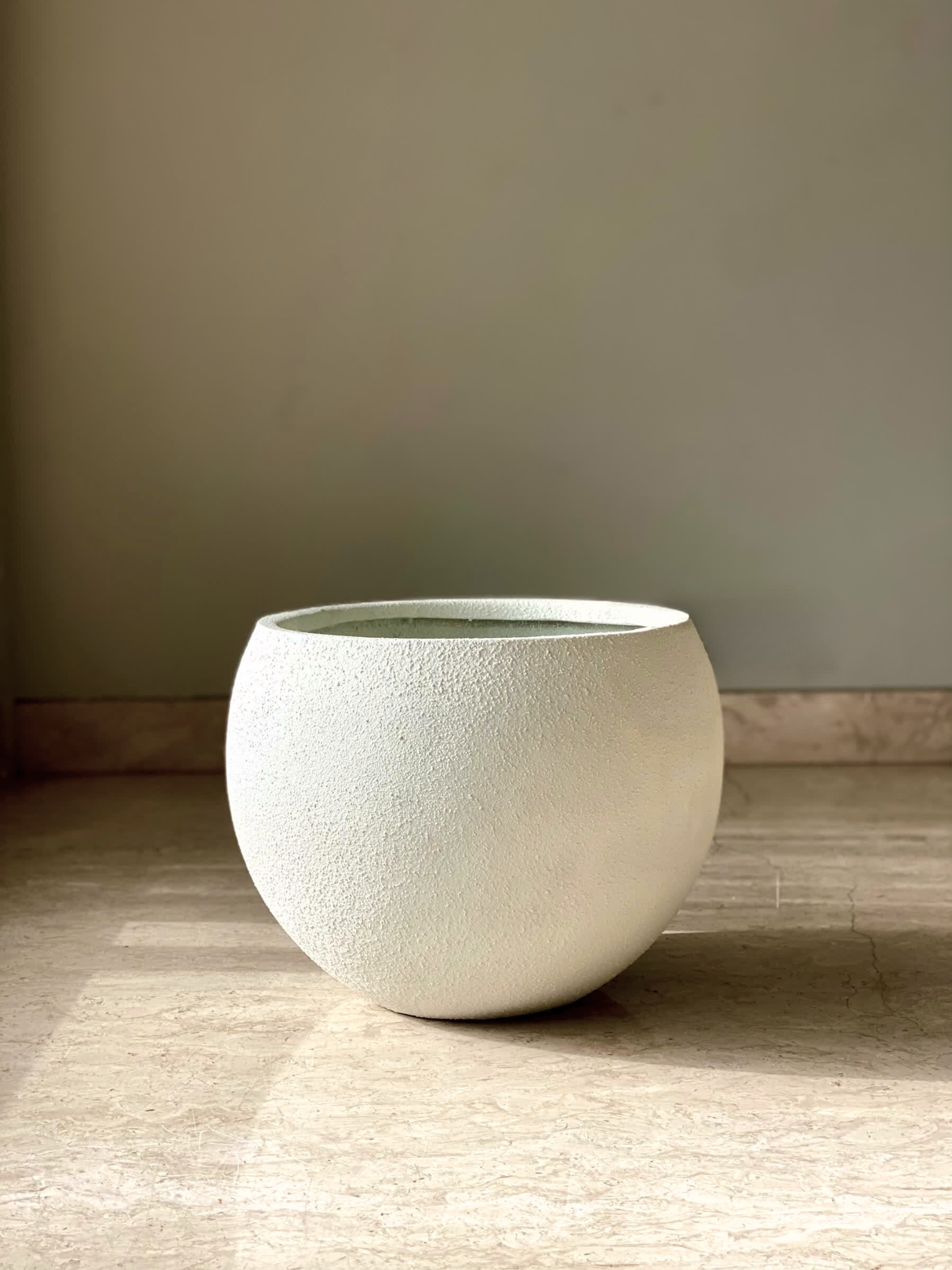 Lithos Planters - Chalk White