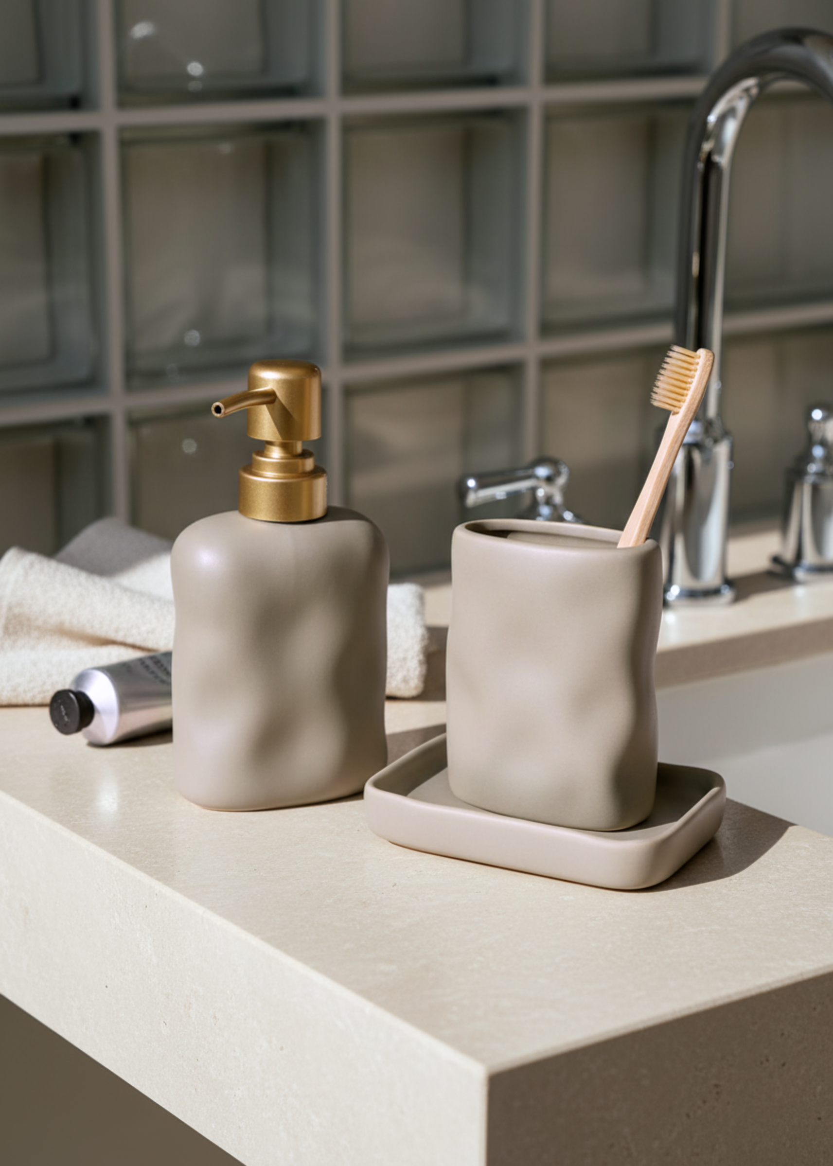 Lucent Bathroom Set - (Set of 3) Beige