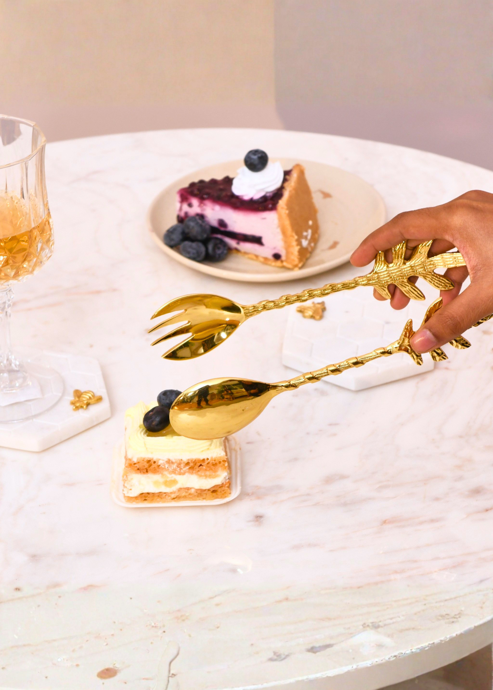 Royal Floral Bloom Tongs - Gold