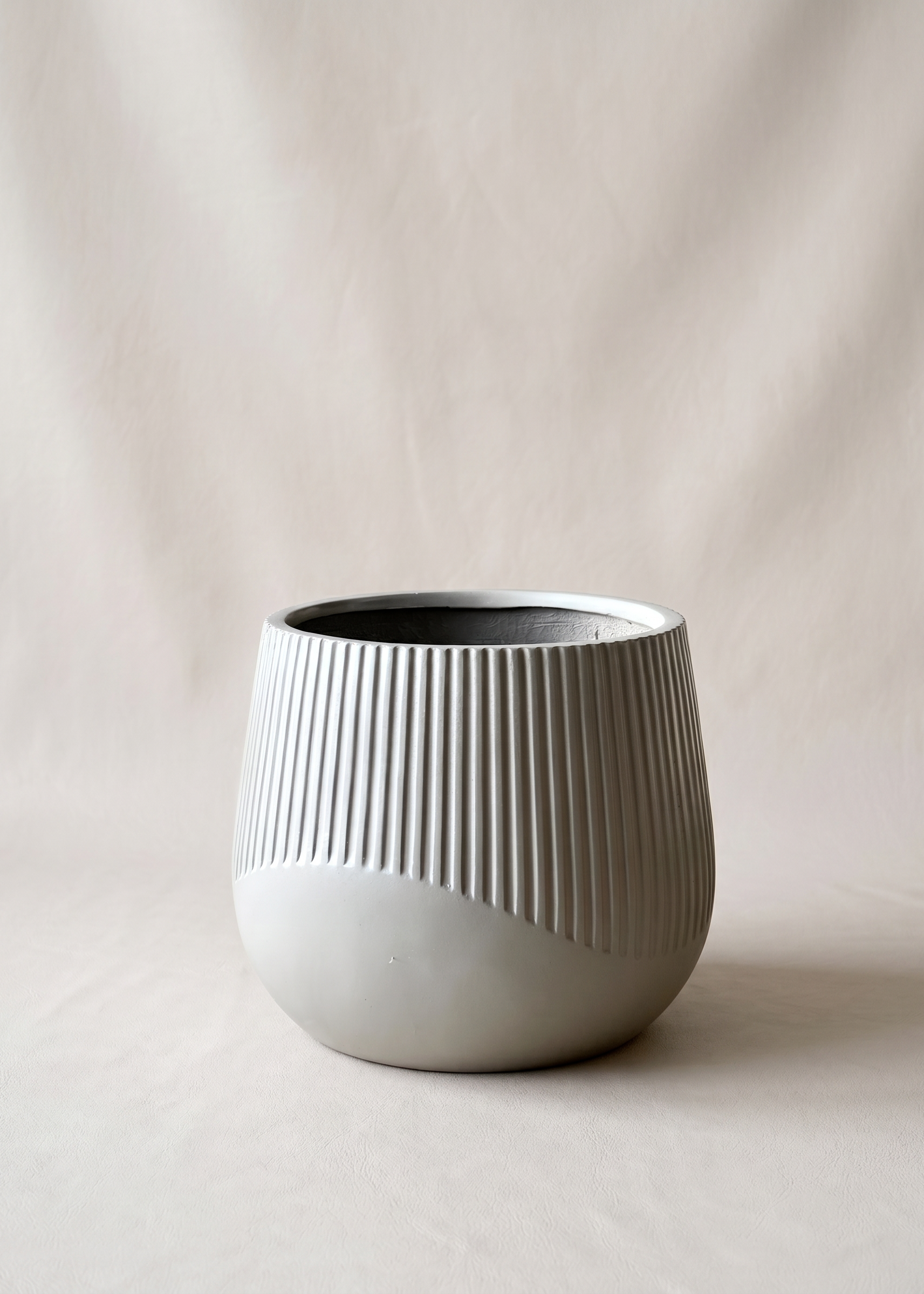 Cassan Planters - Light Grey
