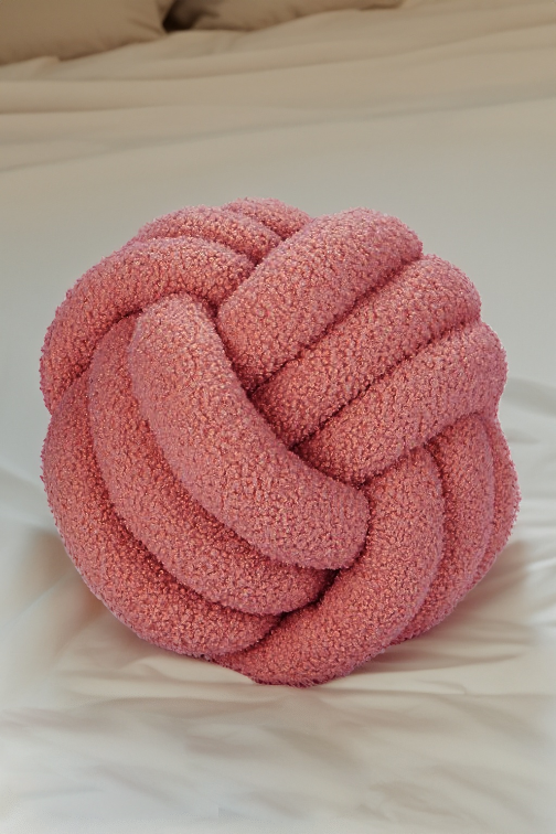 Bouclé Knotted Pillow - Pink