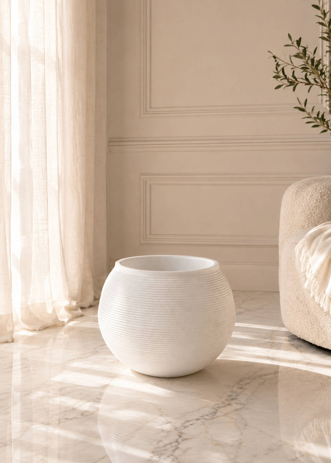 Illuminated Ribbed Planter