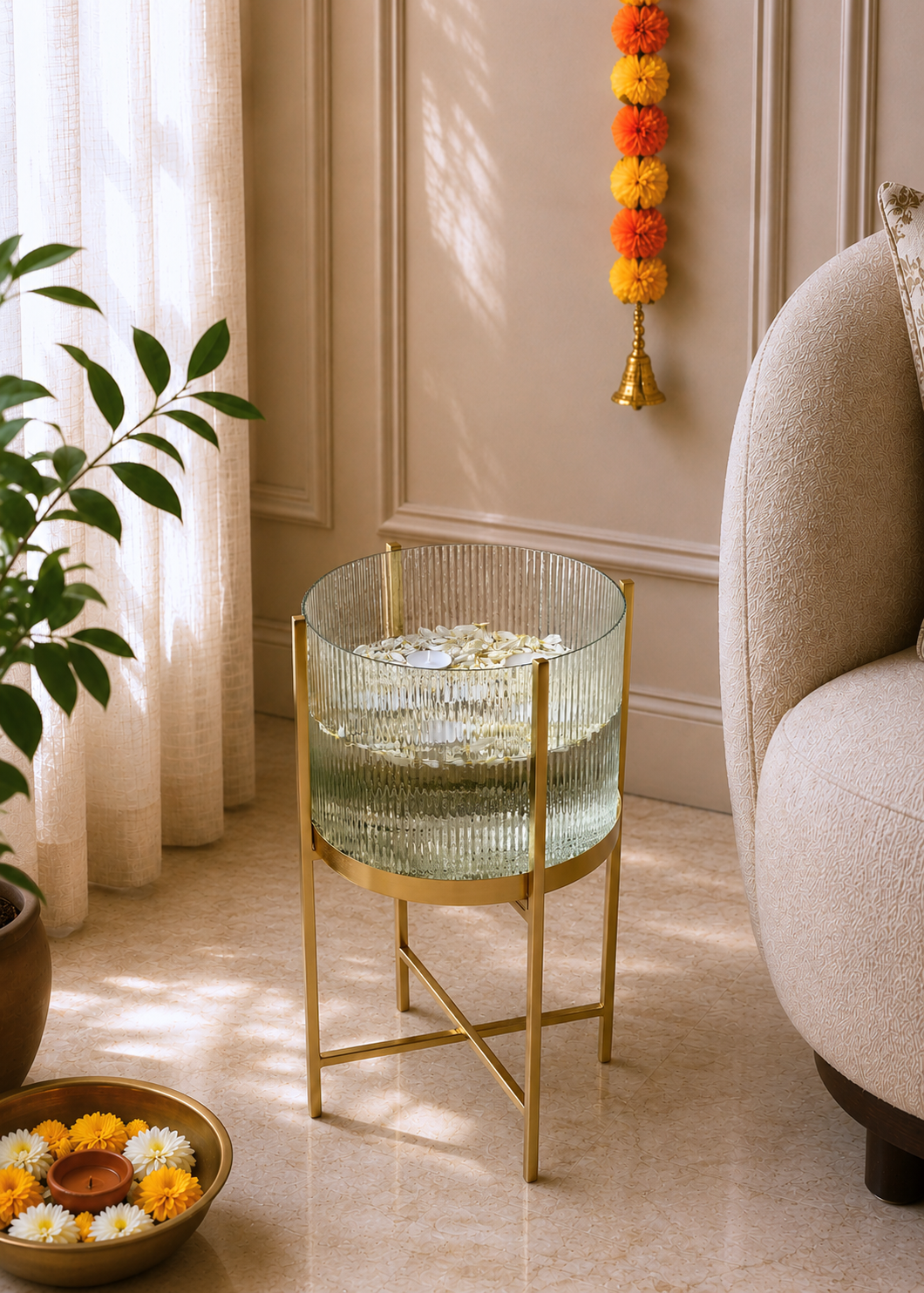 Fluted Glass Bowl Stand - Medium