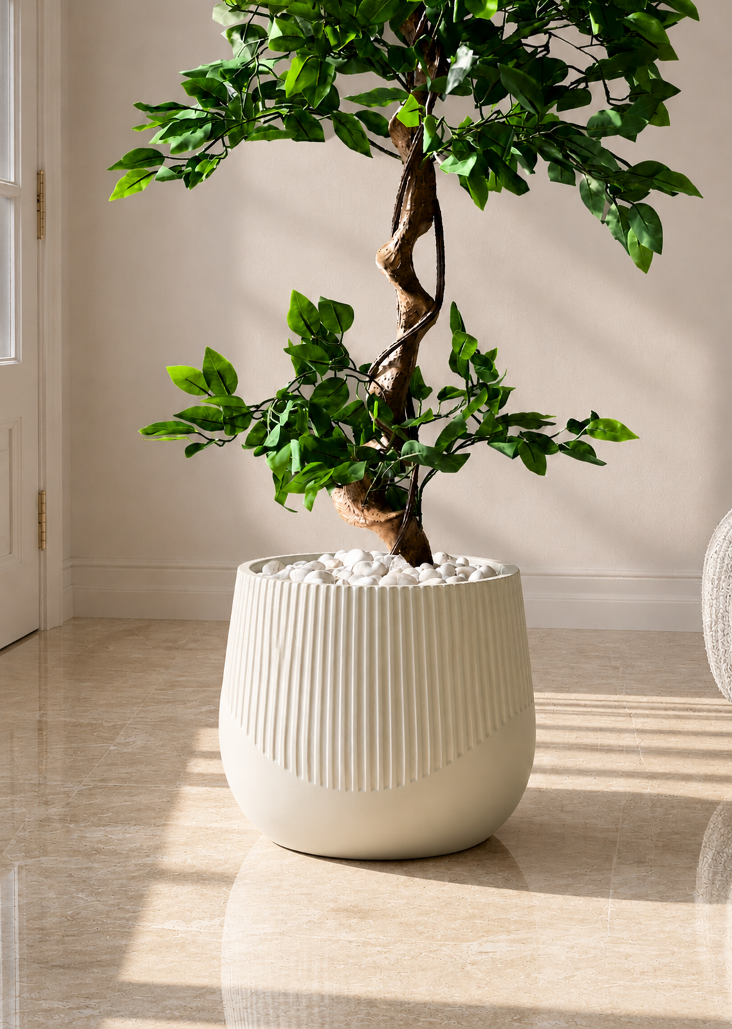 Cassan Planters Ivory