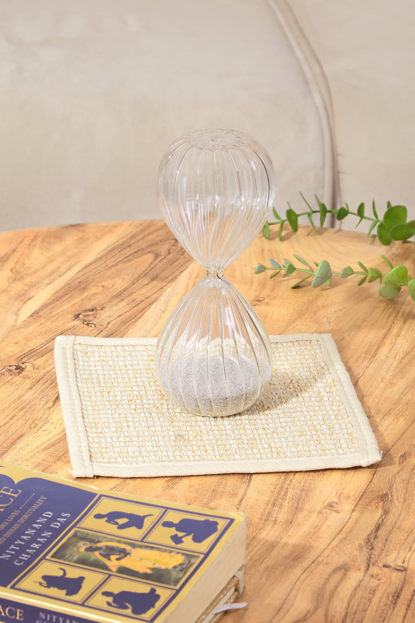 Silver Cascade Ribbed Hourglass