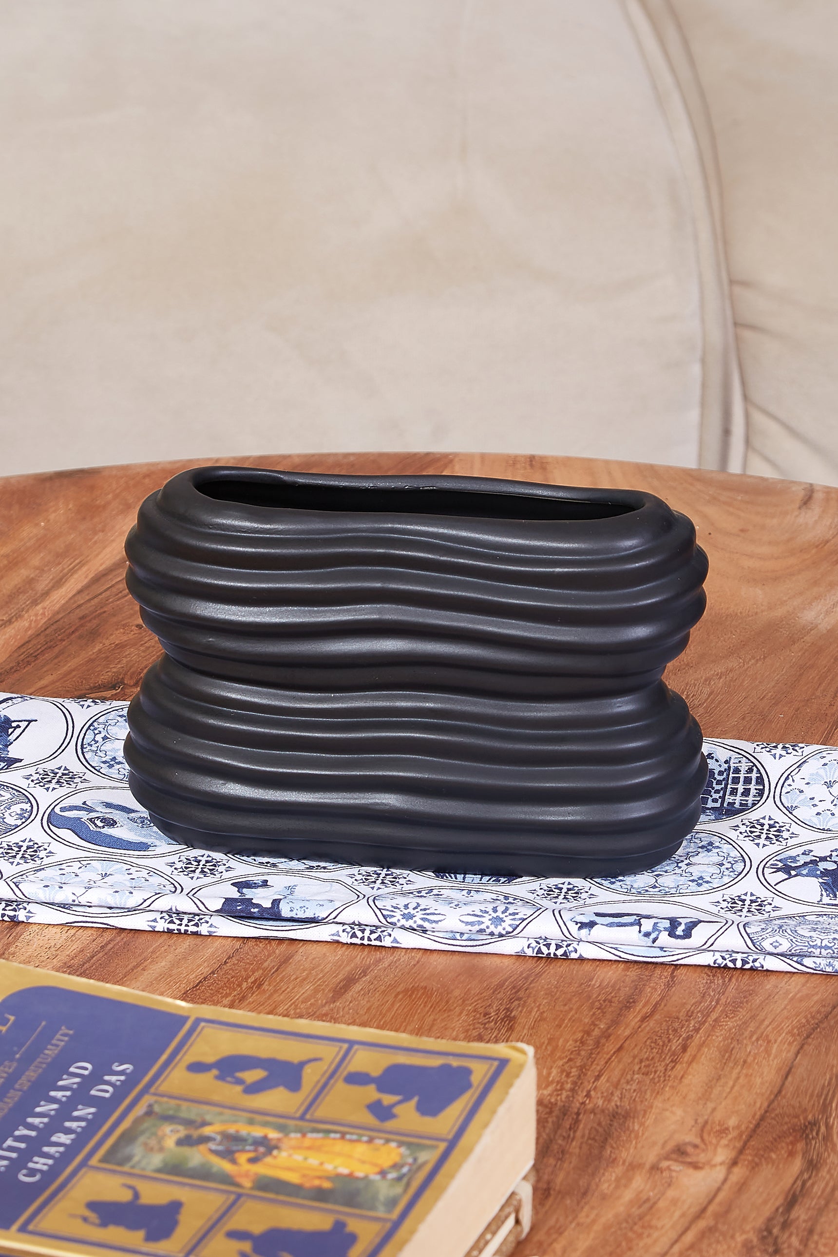 Valley Black Abstract Vase - Small
