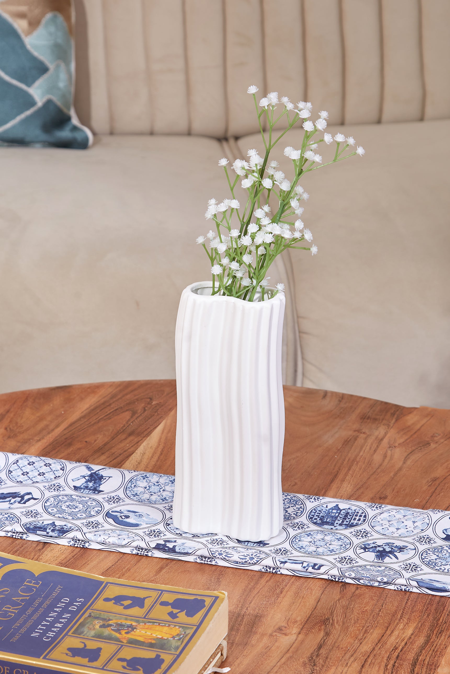Valley White Bud Vase