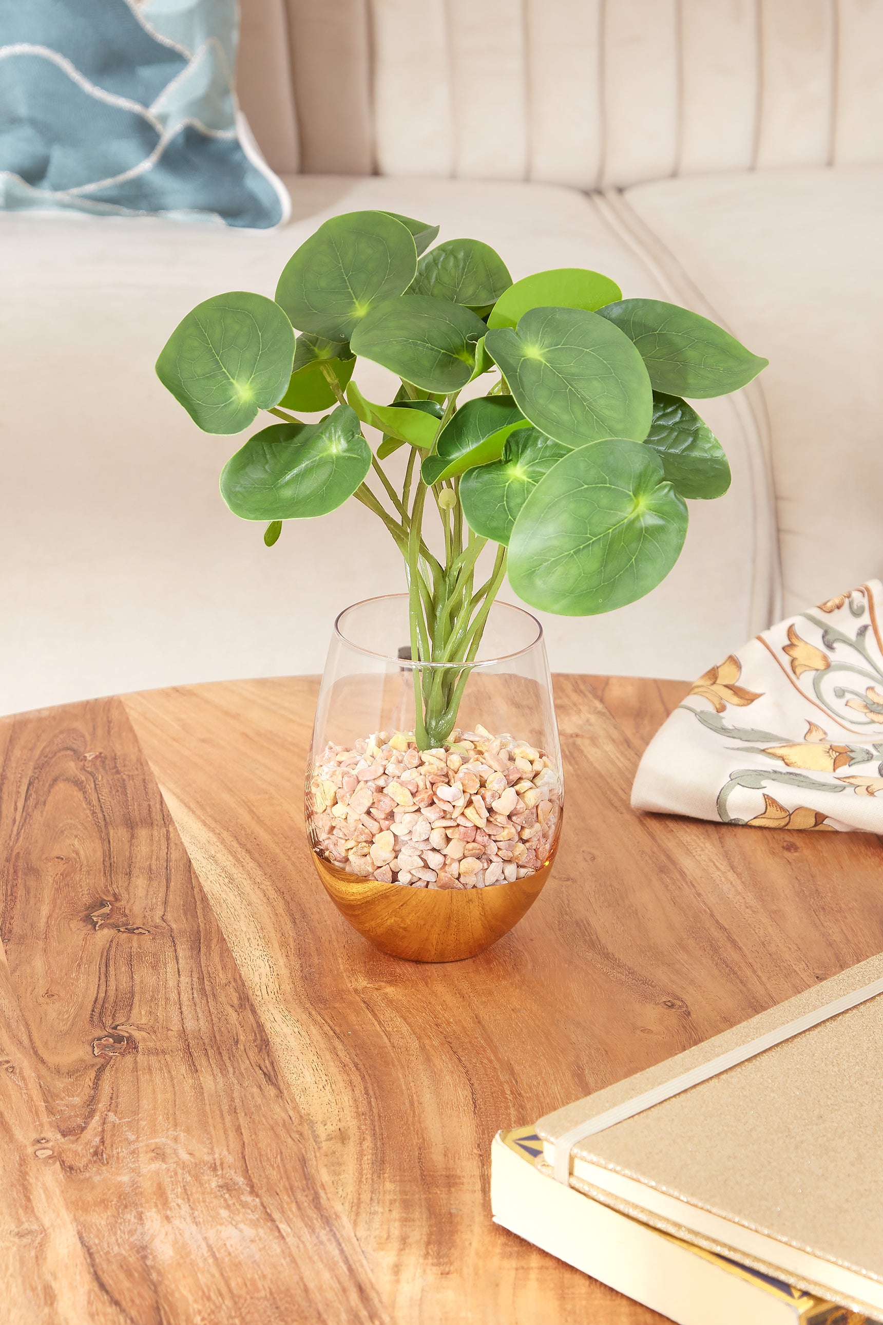 Gilded Glass Vase with Lotus Leaf