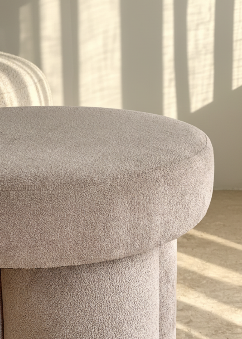 Derby Pouffe - Beige