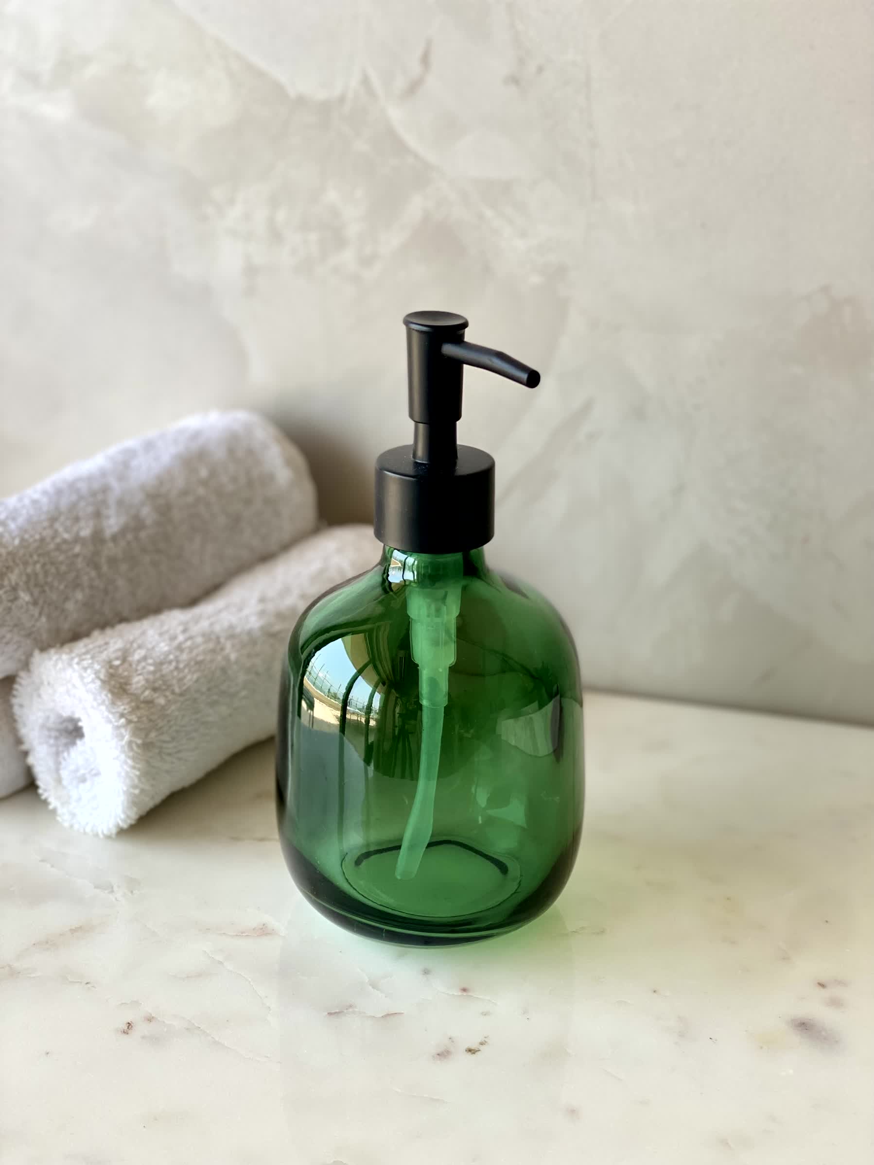 Radiant Bathroom Set - Set of 2