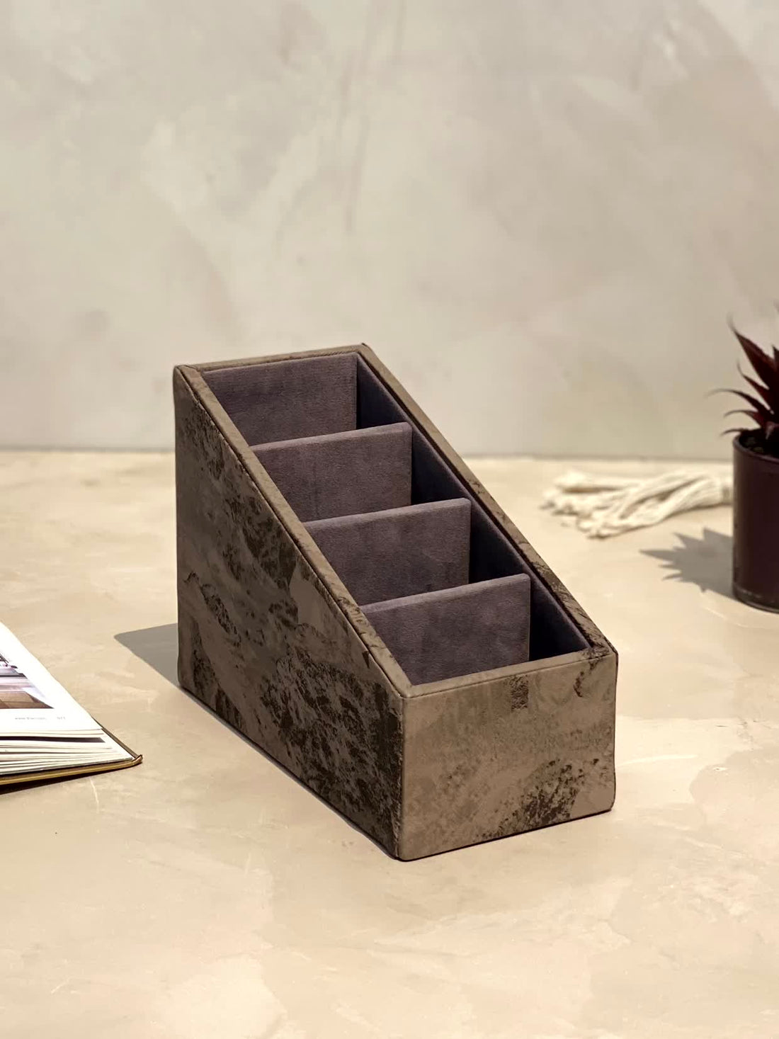 Indo Mocha Remote Holder - 4 Slot