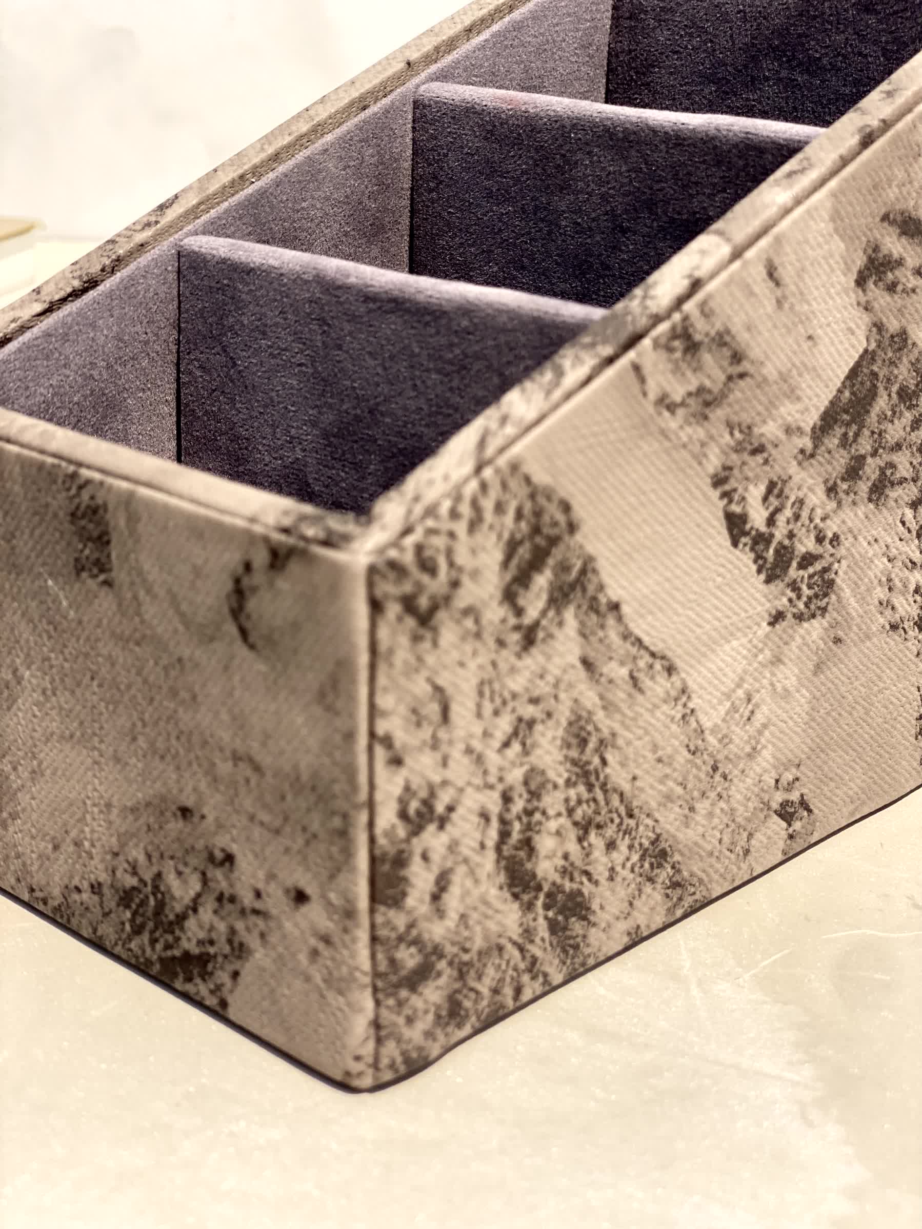 Indo Mocha Remote Holder - 4 Slot