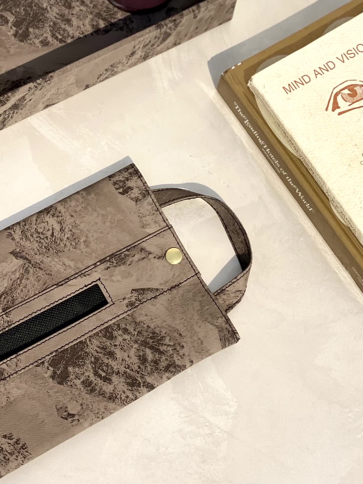 Indo Mocha Tissue Cover