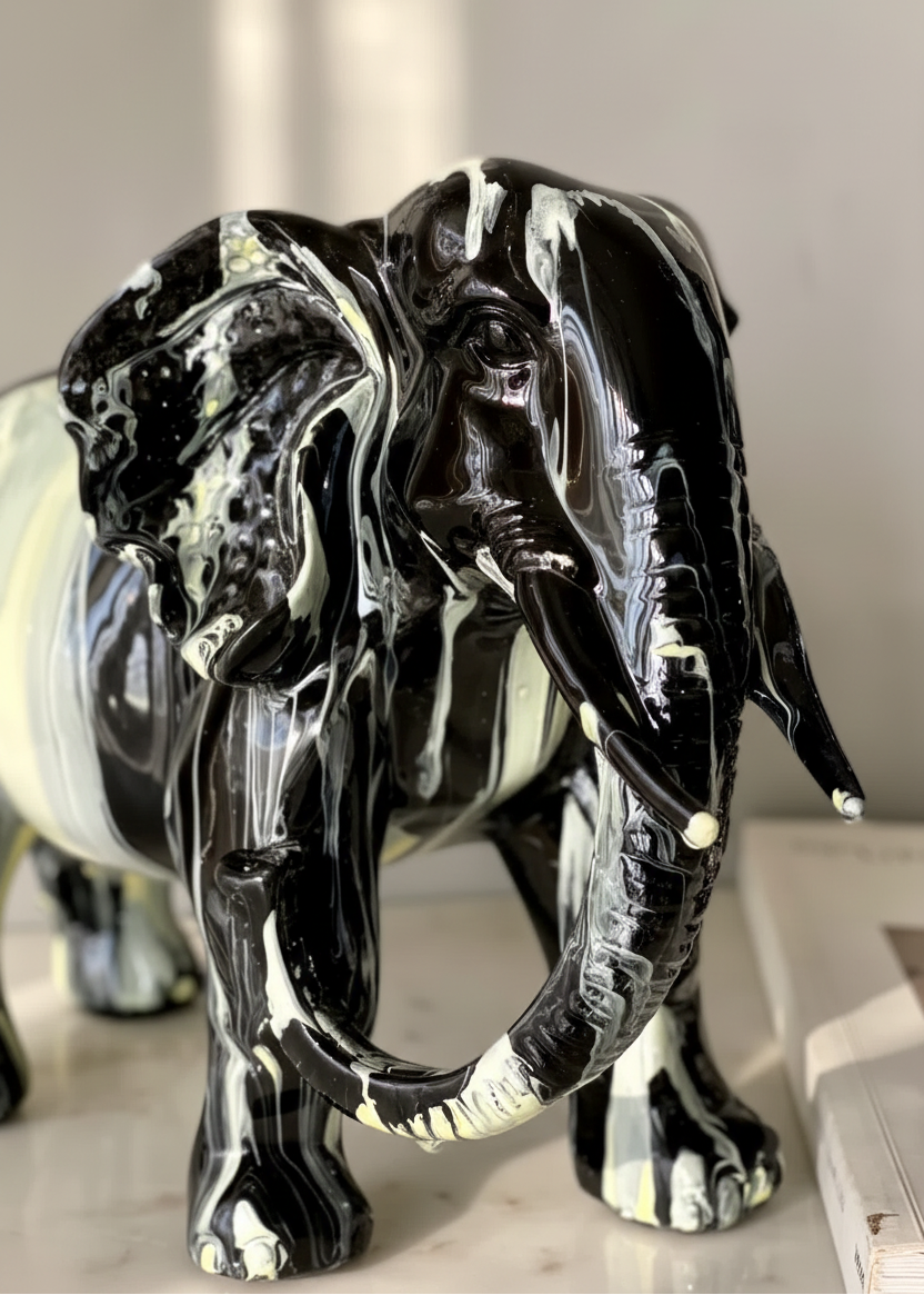 Monochrome Onyx Elephants - Set of 2