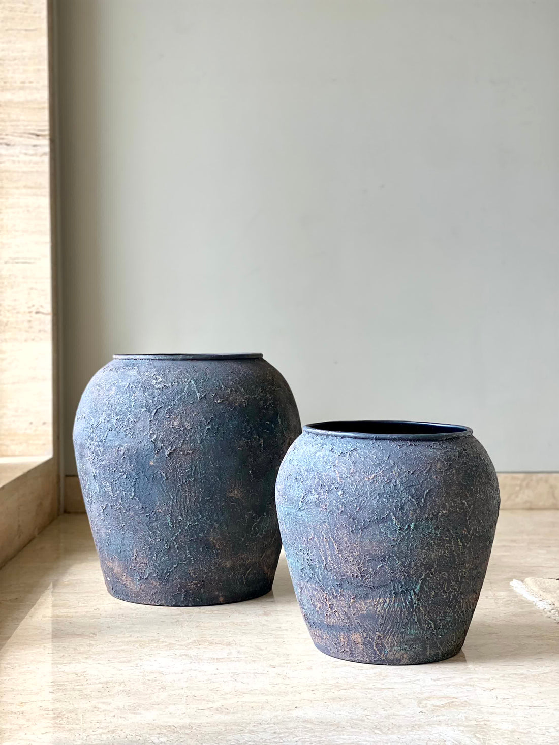 Mesa Planters - Rustic Ash Grey
