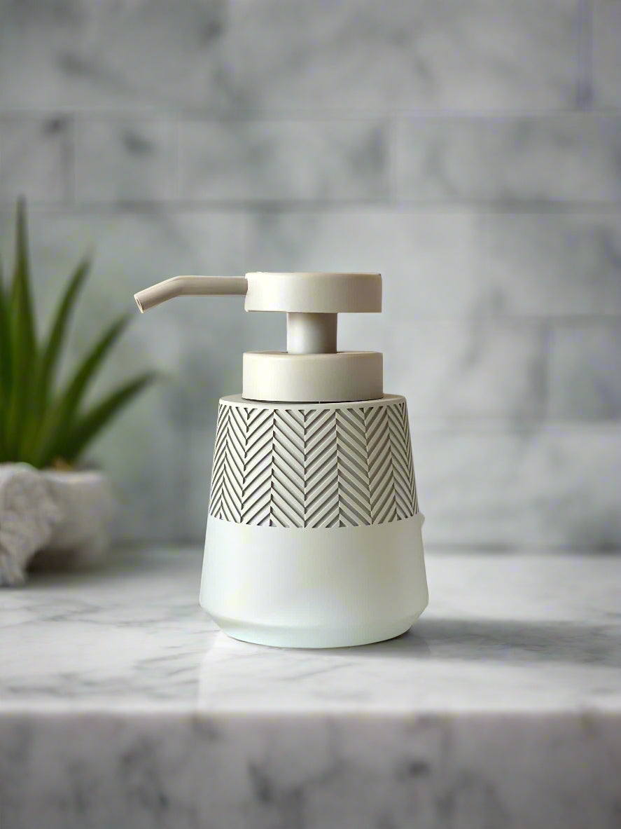 Gypsy Ecru Bathroom Set - Set of 2