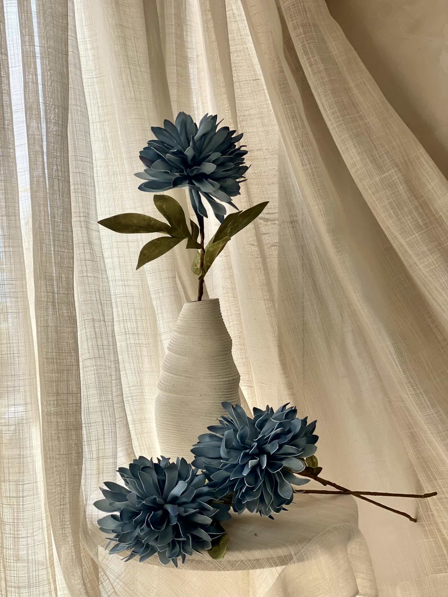 Artificial Dali Dahlia Flower Stem - Blue (One Stem)