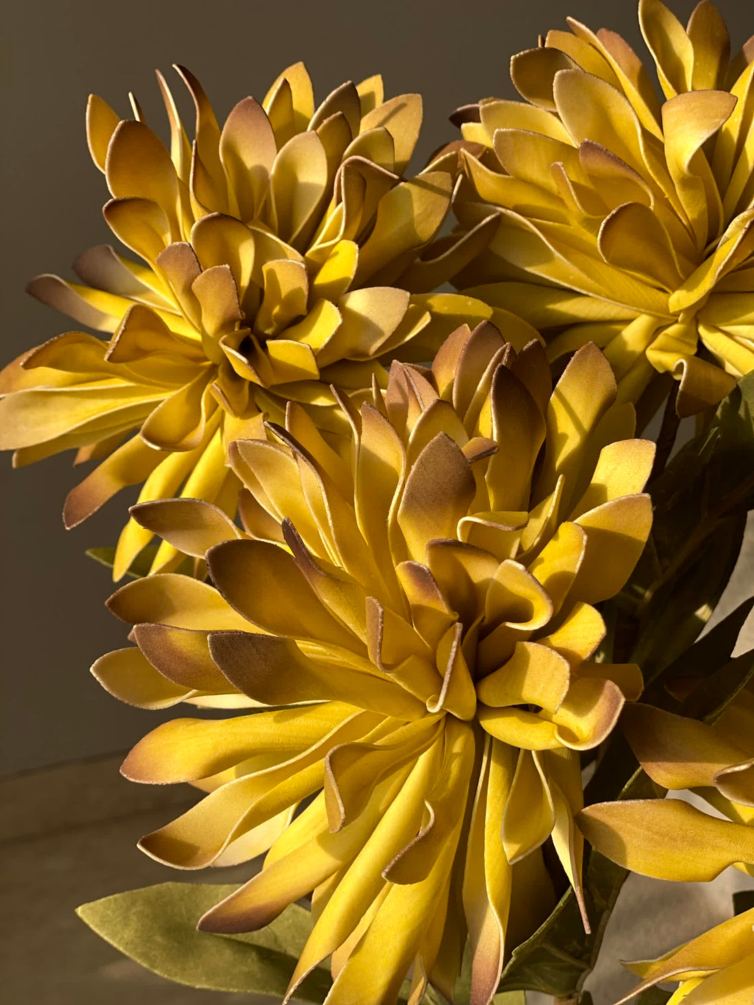 Artificial Dali Dahlia Flower Stem - Yellow (One Stem)