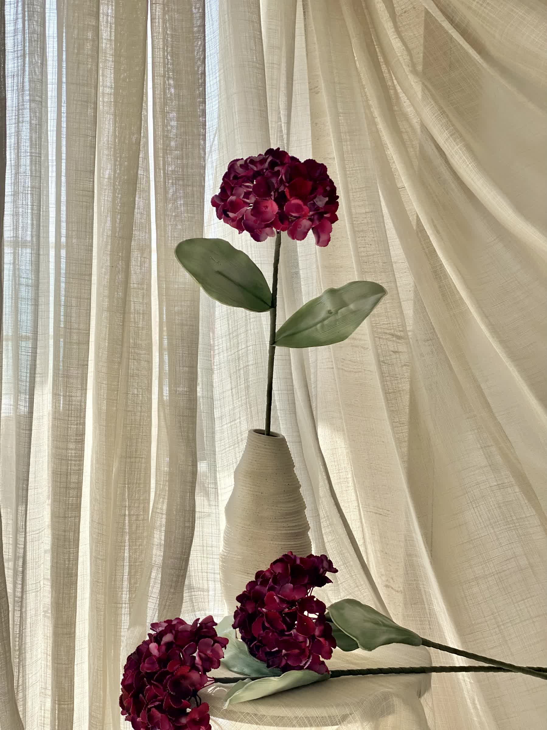 Artificial Hydrangea Flower Stem - Fuchsia Ombre (One Stem)