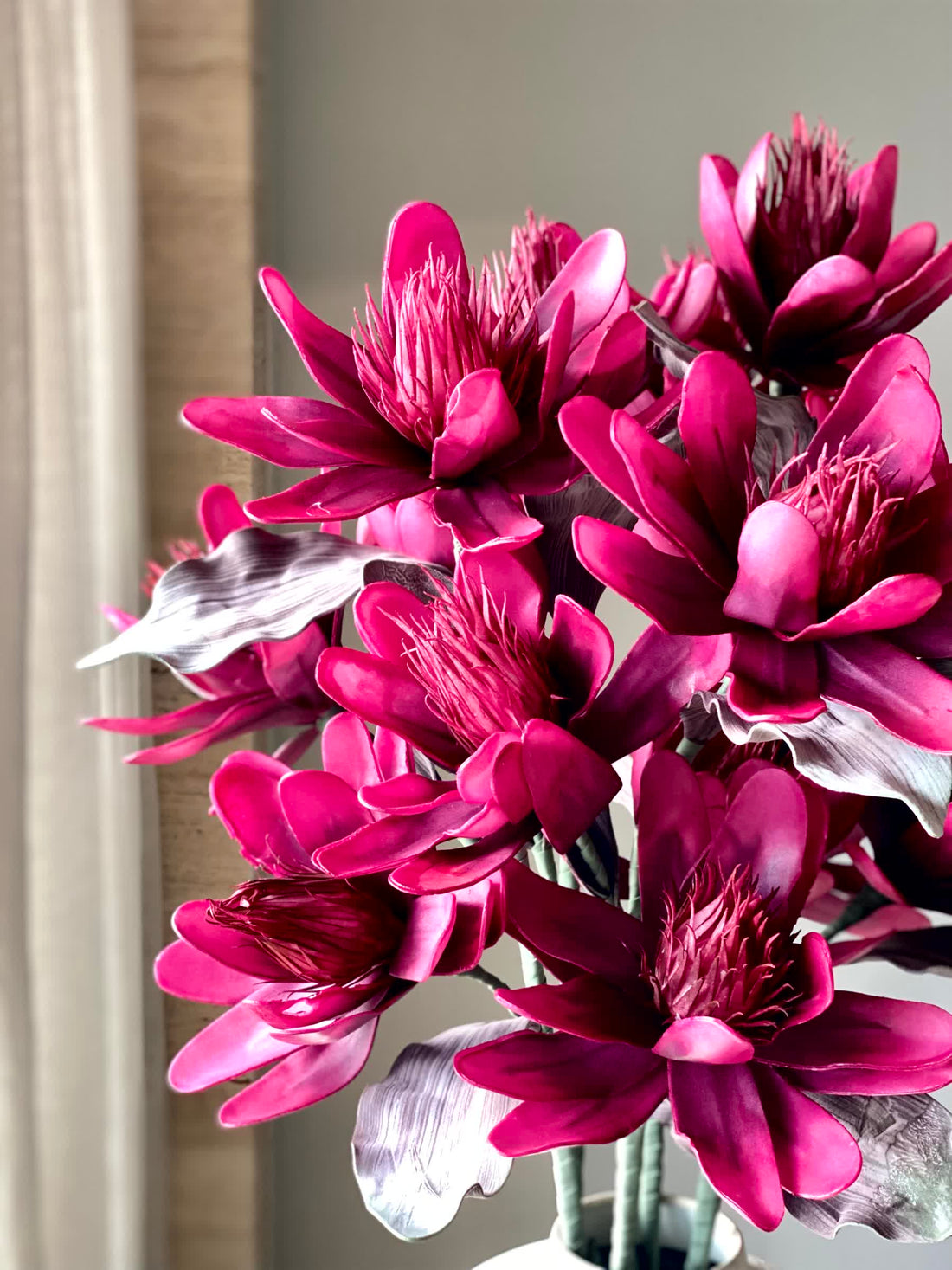 Artificial Corolla Flower Stem - Magenta Ombre (One Stem)