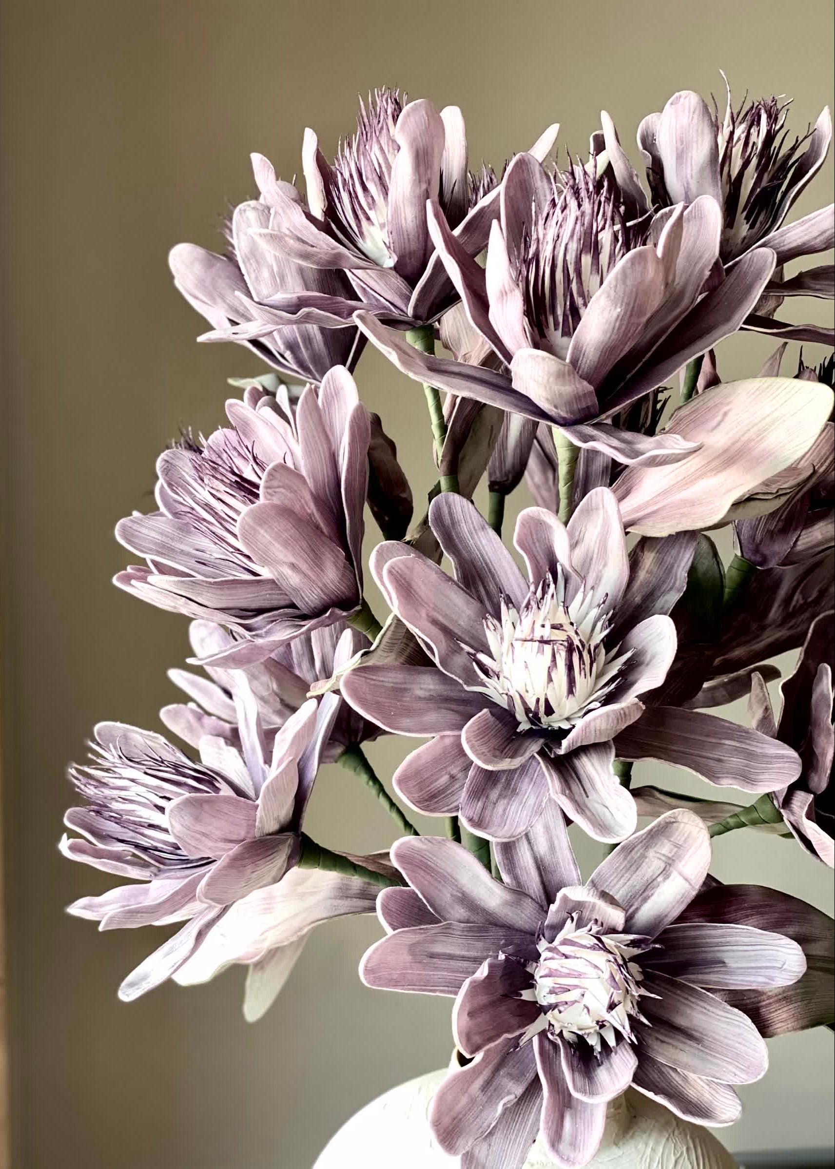 Artificial Corolla Flower Stem - Lavender Ombre (One Stem)