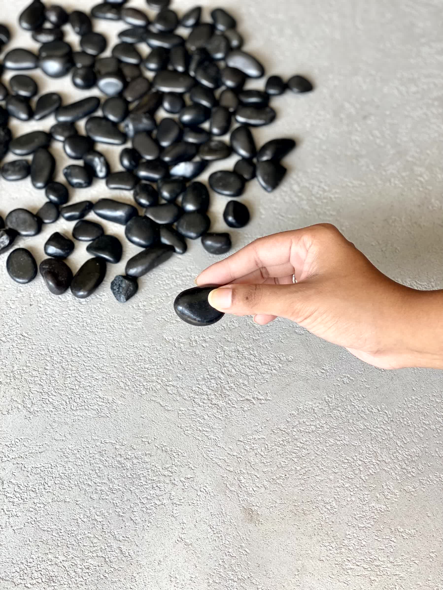 Black Tumbled Pebbles - Set of 2