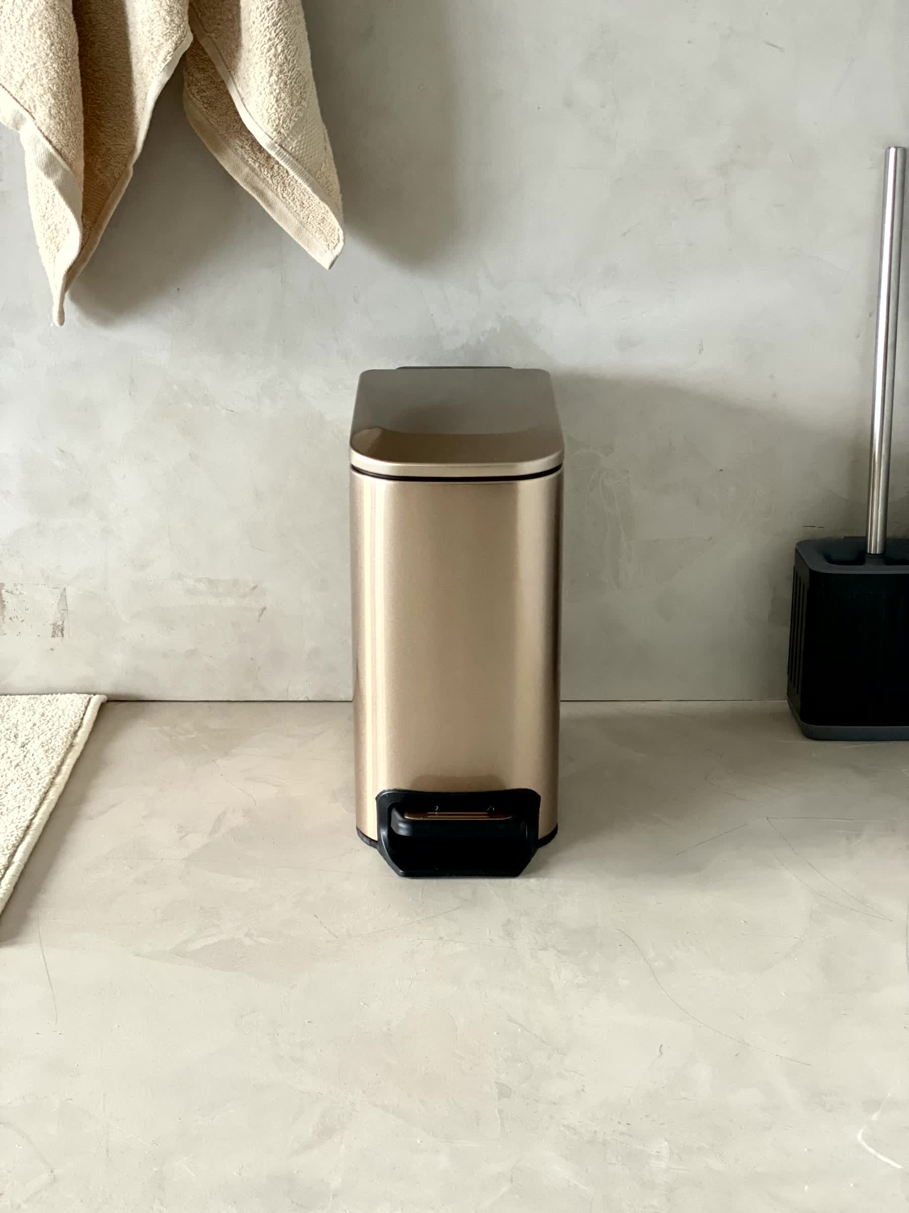 Metallic Rosegold Dustbin - 6L