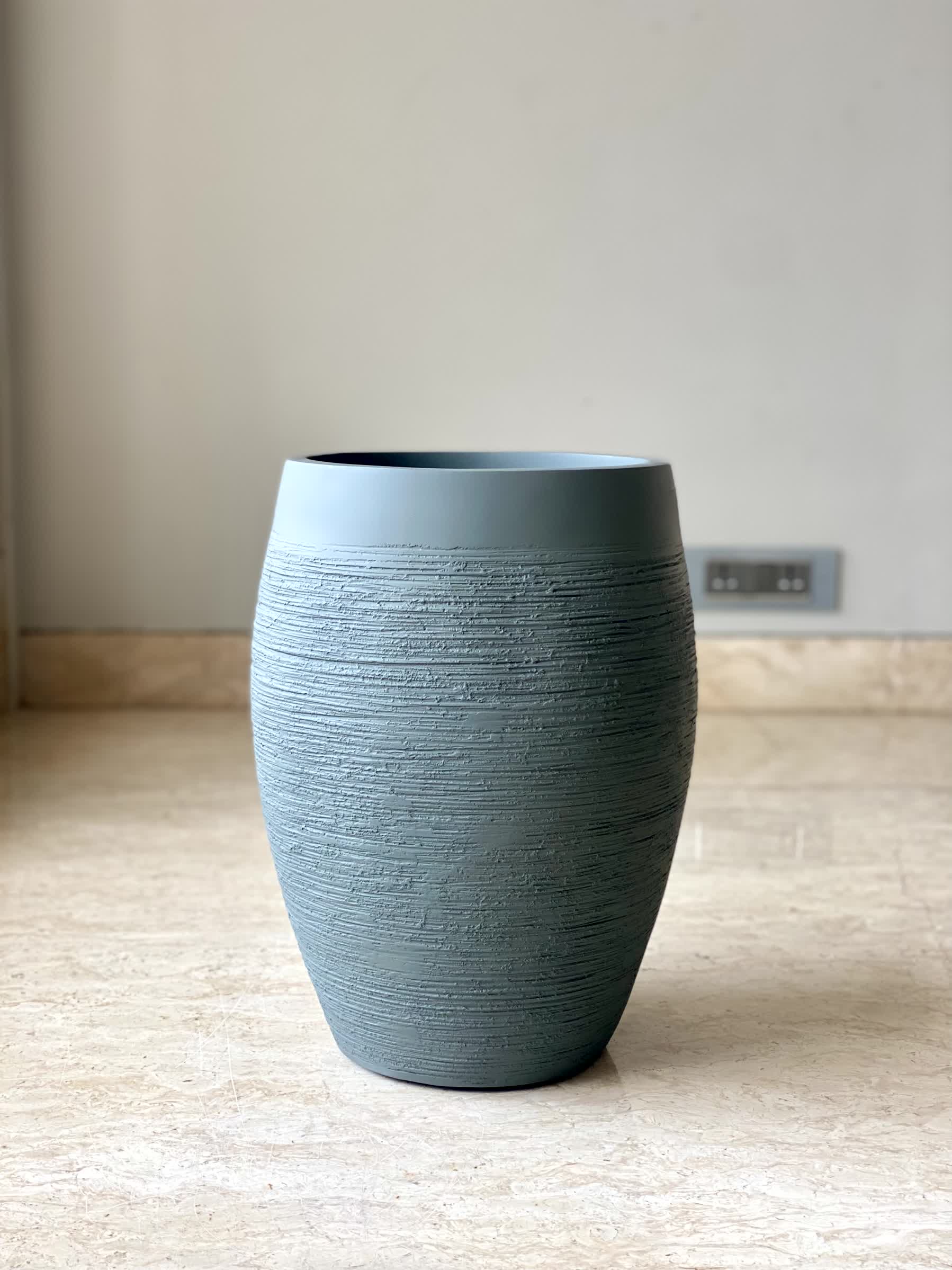 Meadow Planter Grey