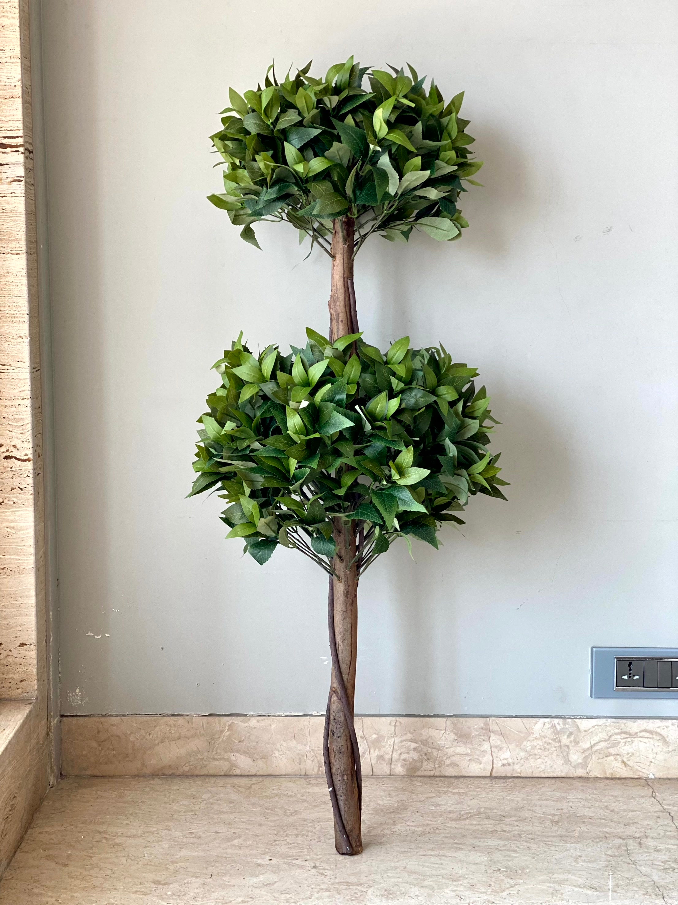 Artificial Bay Topiary Plant - 4 Feet